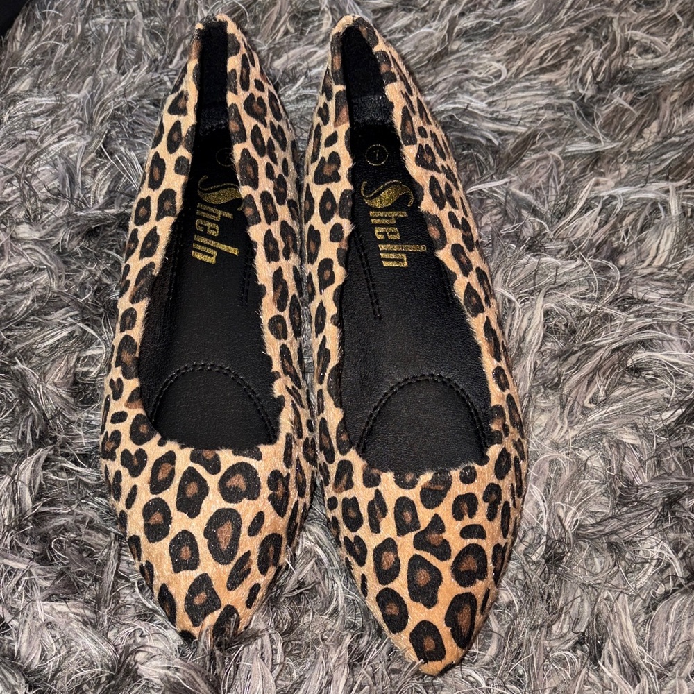 SHEIN Leopard Print flats NEW SIZE 7